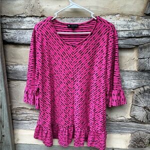 N Touch Pink and Black Striped Women's Top 3/4 Sleeves Size XL